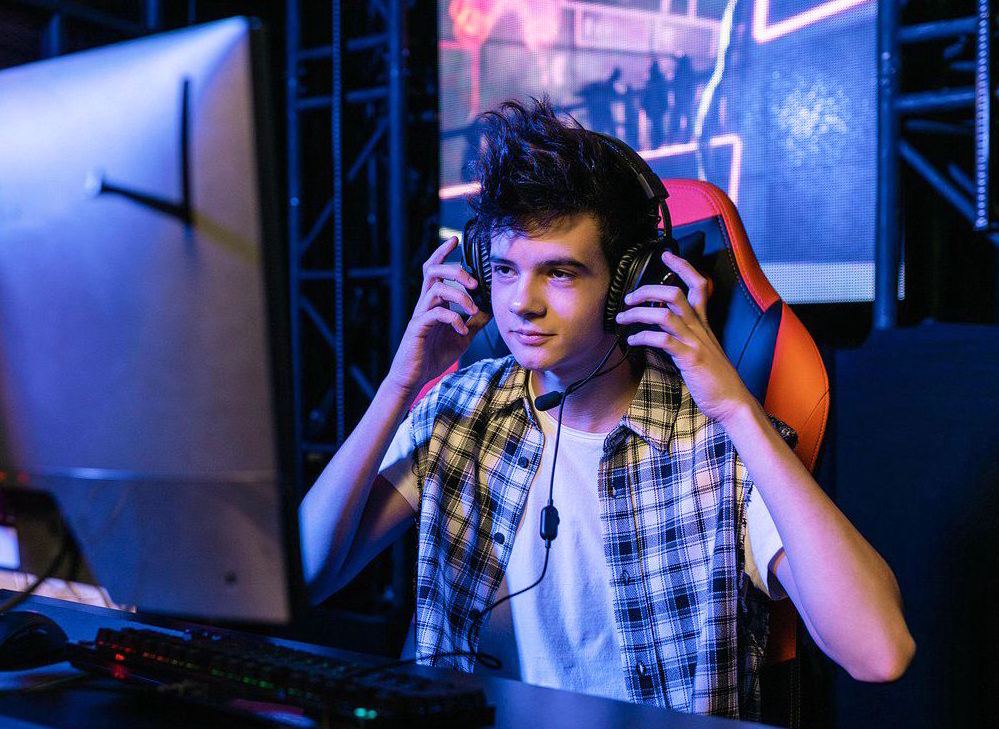 Weekly Strategy Series. Master Advanced Techniques with Expert Gamers